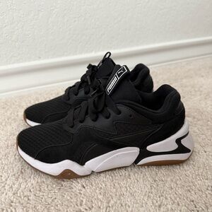 Puma Black and White Athletic Shoes